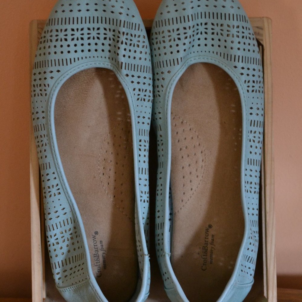 Croft & Barrow Flats